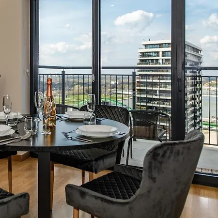 Luxury In Waterfront With Views * Belgrad