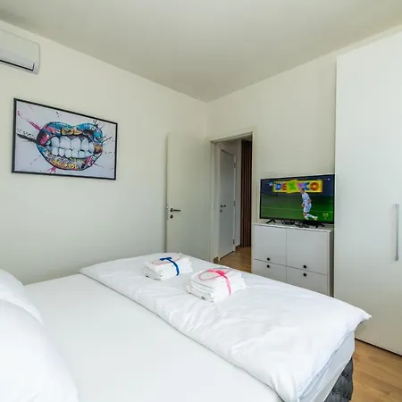 Apartman Luxury In Waterfront With Views *