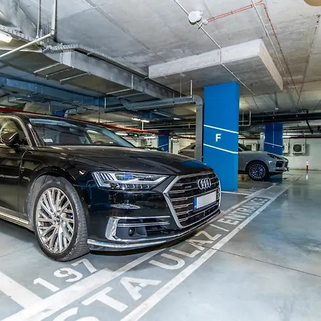 Luxury In Waterfront With Views Apartman